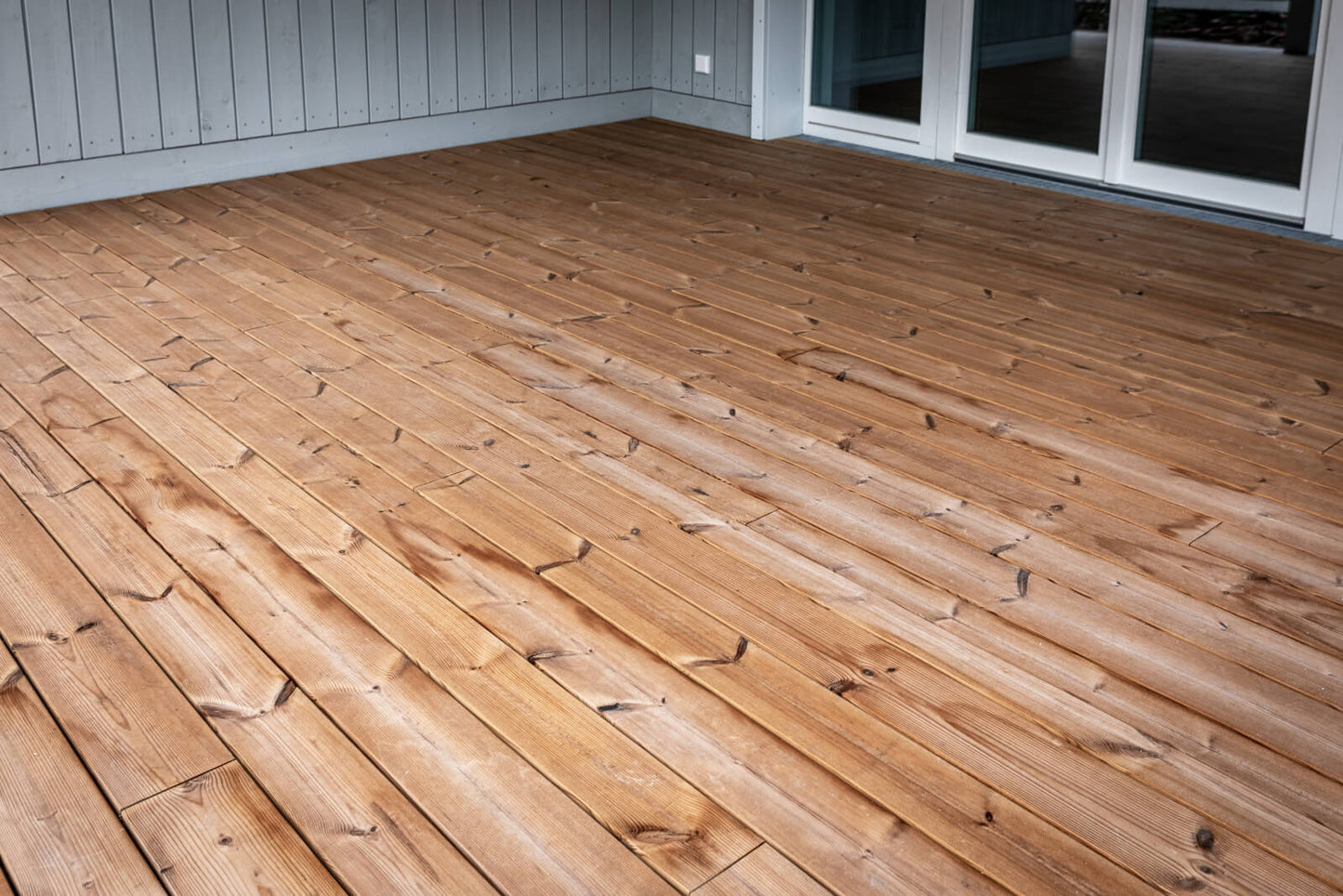 Skandinavische Thermokiefer „Premium“ Terrassendielen